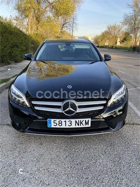 Usado Mercedes C200 150 CV (110 kW) 2018 Negro Familiar