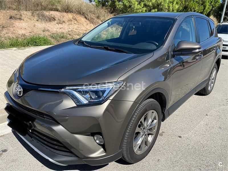 Usado Toyota RAV4 Advance 143 CV (105 kW) 2015 Marrón SUV