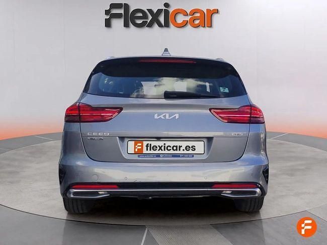 Usado Kia Ceed 141 CV (103 kW) 2022 Gris Utilitario