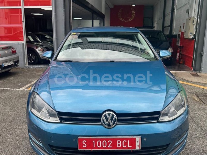 Azul Usado 2013 VW Golf VII Advance Berlina | 13.900 € (Un poco caro) - Imagen 1/4