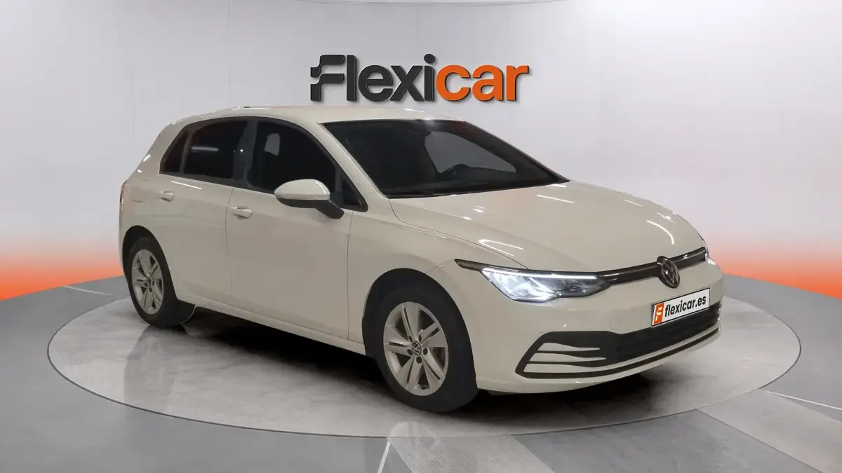 Usado VW Golf VIII Life 110 CV (80 kW) 2024 Familiar