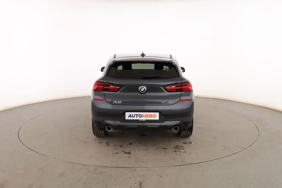 Usado BMW X2 Sport Line 150 CV (110 kW) 2021 Negro SUV
