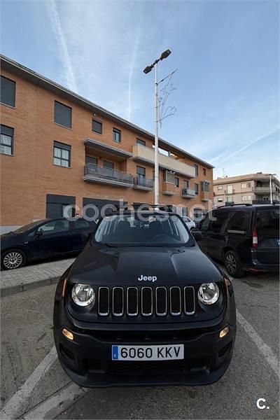 Usado Jeep Renegade Sport 110 CV (80 kW) 2018 Negro SUV