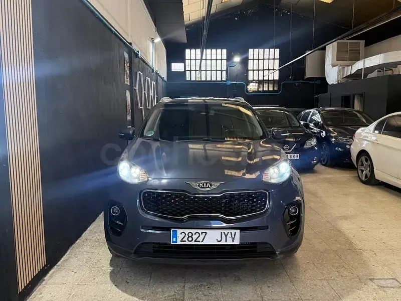 Usado Kia Sportage 115 CV (84 kW) 2017 Azul SUV