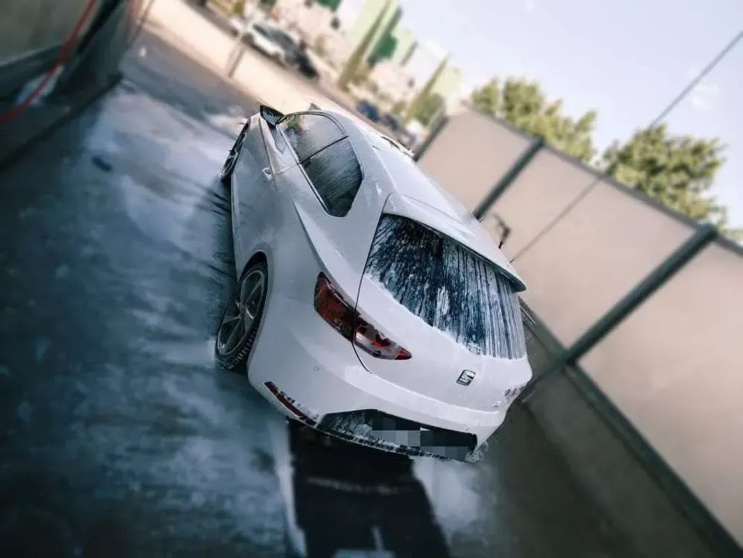 Usado Seat Leon FR 179 CV (131 kW) 2016 Blanco Berlina