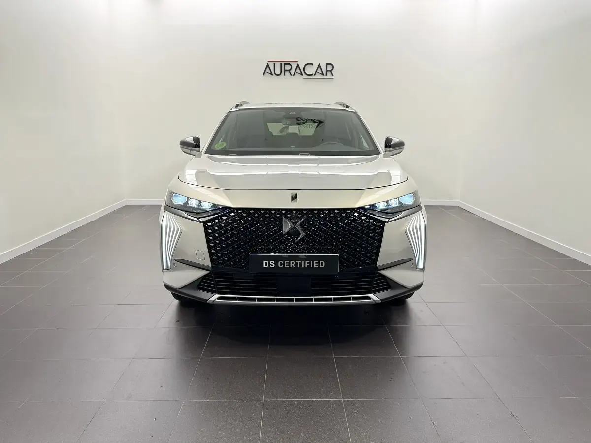Usado DS Automobiles DS4 130 CV (95 kW) 2025 Gris SUV
