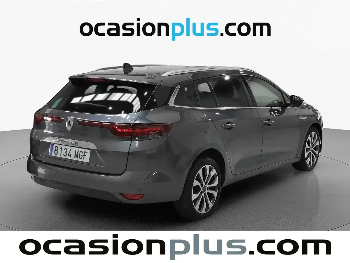 Usado Renault Mégane GrandTour Techno 140 CV (102 kW) 2023 Gris Familiar