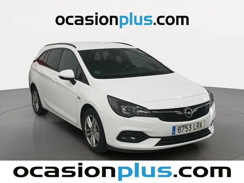 Usado Opel Astra GS Line 110 CV (80 kW) 2021 Blanco Familiar
