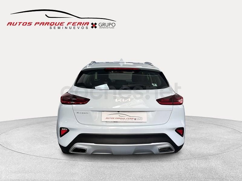 Usado Kia XCeed 120 CV (88 kW) 2021 Blanco SUV