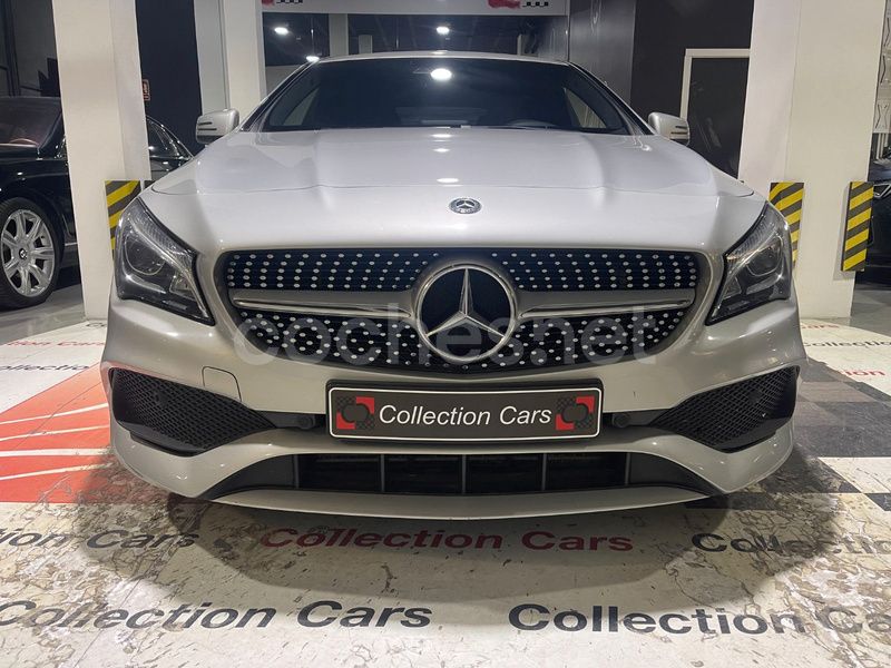 Usado Mercedes CLA200 156 CV (114 kW) 2018 Gris / plata Berlina