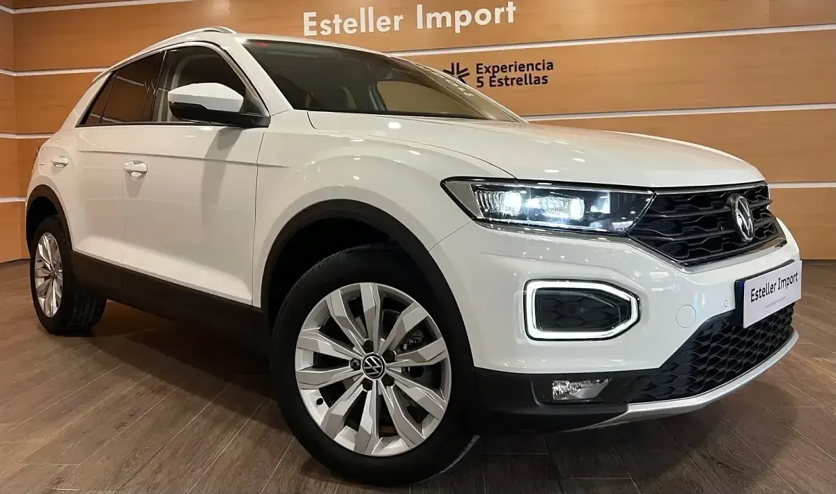 Usado VW T-Roc Advance 110 CV (80 kW) 2021 Blanco SUV