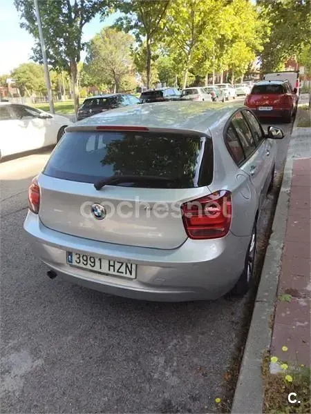 Usado BMW 116 Comfort Edition 116 CV (85 kW) 2014 Gris / plata Utilitario