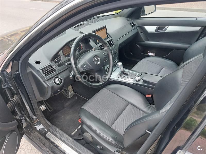 Usado Mercedes C220 Avantgarde 150 CV (110 kW) 2008 Negro Berlina