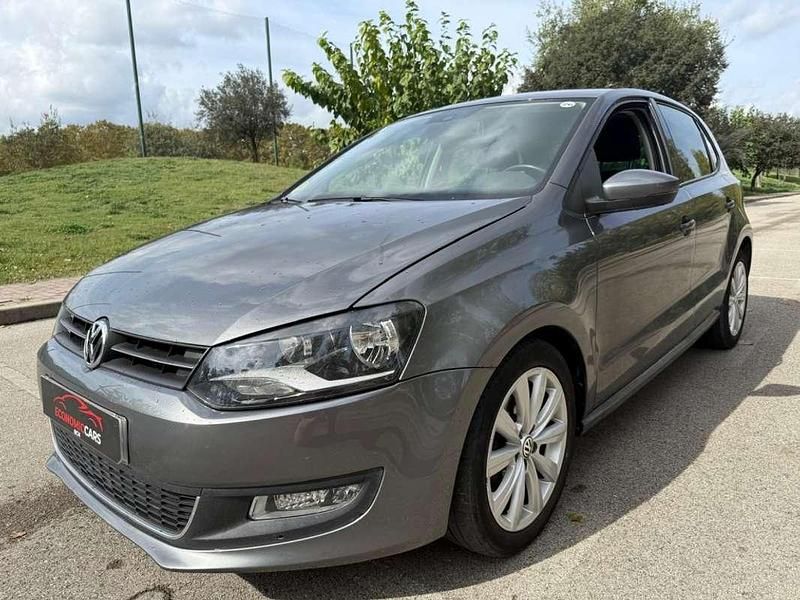 Usado VW Polo Sportline 105 CV (77 kW) 2010 Gris Utilitario