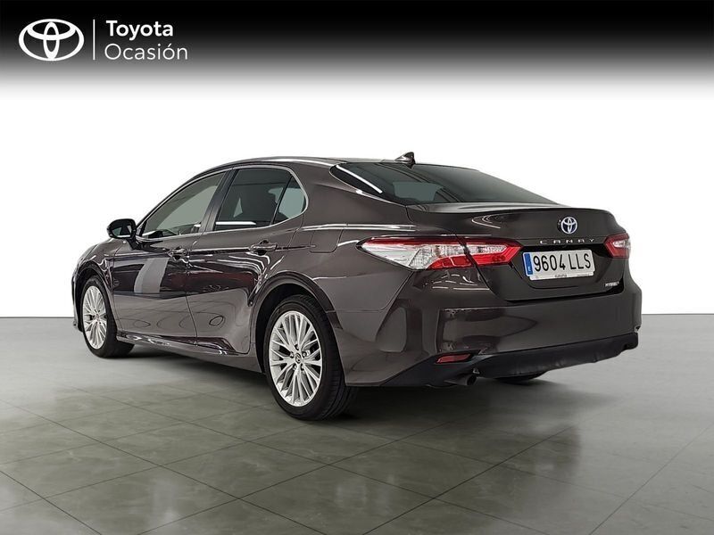 Usado Toyota Camry Advance 218 CV (160 kW) 2020 Marrón Berlina