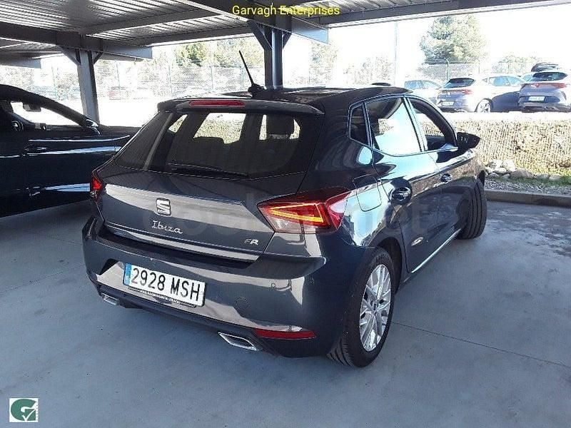 Usado Seat Ibiza FR 115 CV (84 kW) 2024 Gris / plata Utilitario