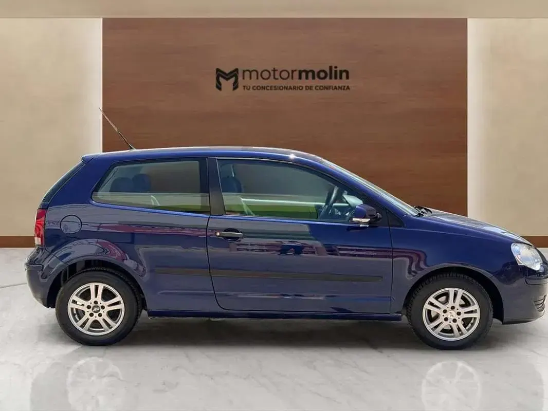 Usado VW Polo Advance 69 CV (50 kW) 2011 Azul Utilitario