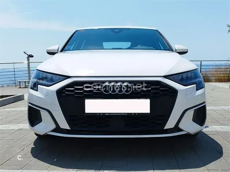Usado Audi A3 S-Line 204 CV (150 kW) 2022 Blanco Berlina