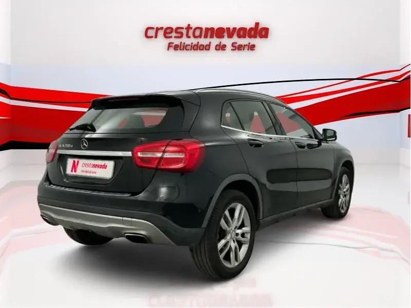 Usado Mercedes GLA200 Urban 136 CV (100 kW) 2017 SUV