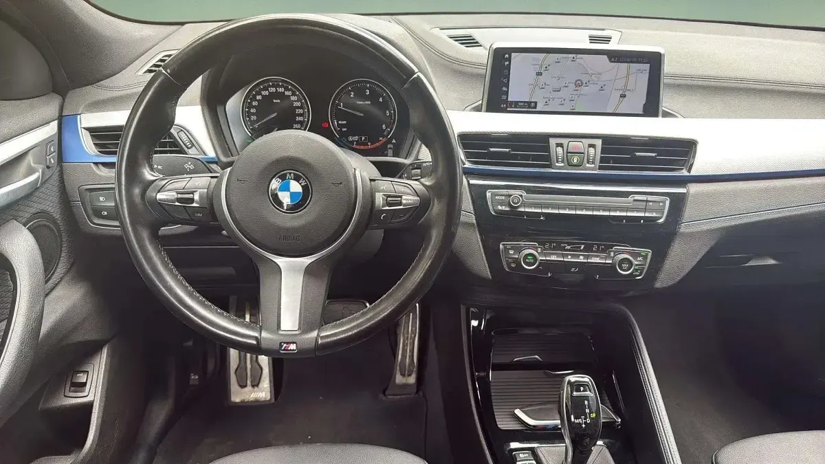 Usado BMW X2 Comfort Edition 150 CV (110 kW) 2022 Gris / plata SUV
