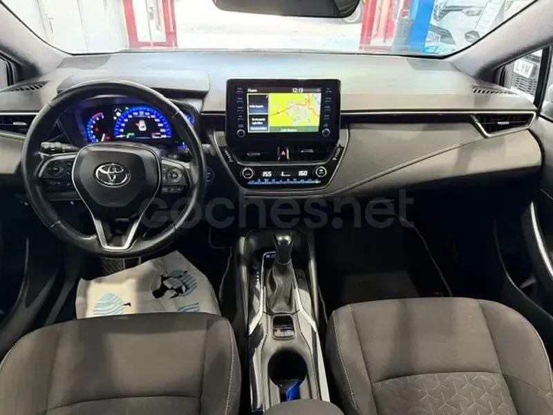 Usado Toyota Corolla Active 122 CV (89 kW) 2022 Blanco Familiar
