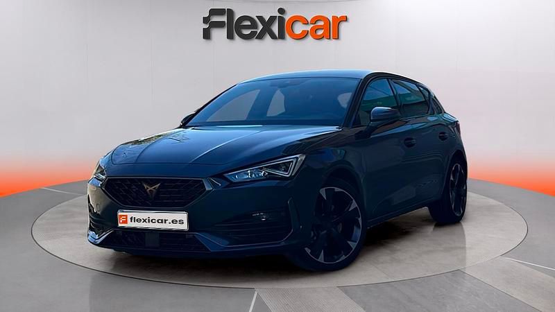 Usado Cupra Leon 150 HP (110 kW) 2023 Cinzento Sedan