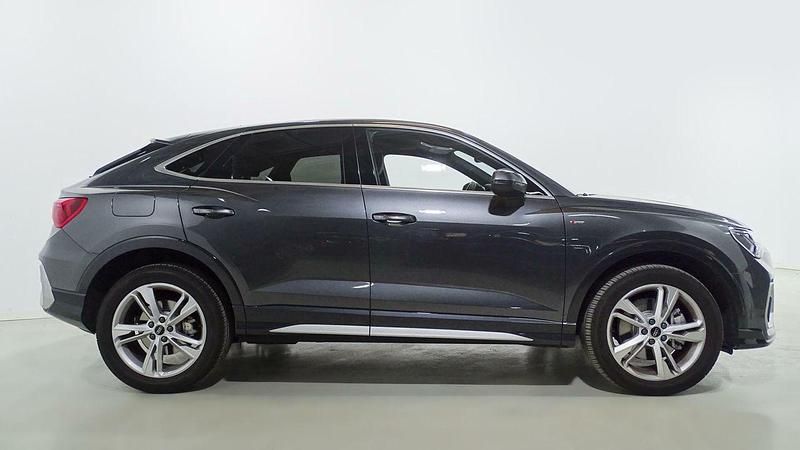 Usado Audi Q3 Sportback S-Line 245 CV (180 kW) 2024 Gris SUV