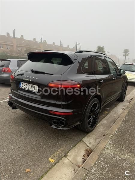 Negro Usado 2016 Porsche Cayenne S E-Hybrid SUV | 30.600 € (Buen precio) - Imagen 1/4
