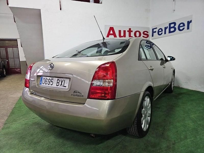 Usado Nissan Primera 140 HP (102 kW) 2002 Bege Sedan