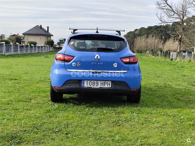Usado Renault Clio IV Expression 90 CV (66 kW) 2013 Azul Berlina