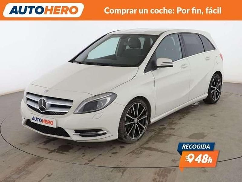 Usado Mercedes B220 190 CV (139 kW) 2014 Blanco Monovolumen