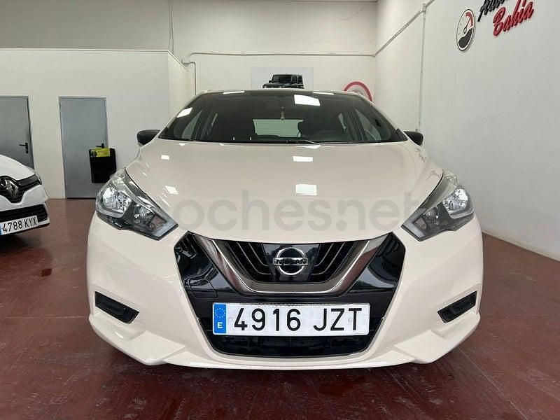 Usado Nissan Micra N-Connecta 90 CV (66 kW) 2017 Beige Utilitario