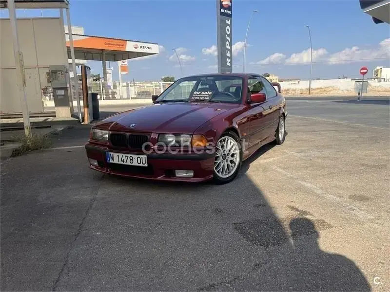 Usado BMW 325 190 CV (139 kW) 1993 Rojo Coupe
