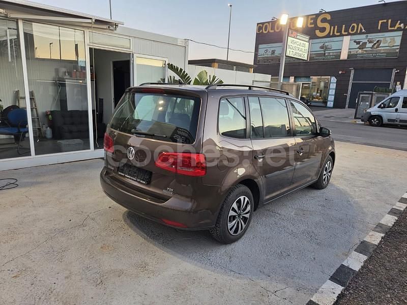 Usado VW Touran Edition 90 CV (66 kW) 2012 Marrón Monovolumen
