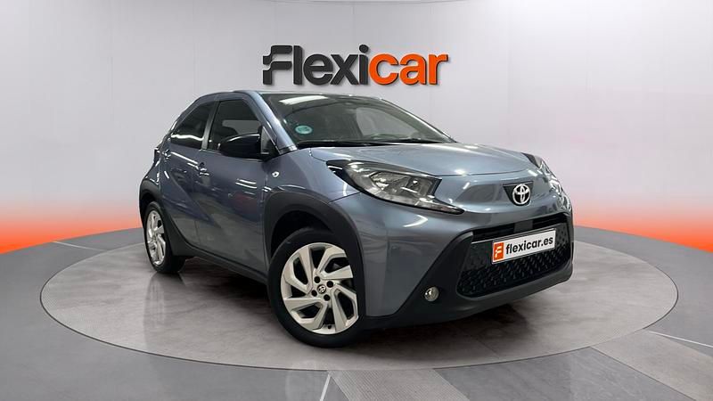 Usado Toyota Aygo X 72 CV (52 kW) 2024 SUV
