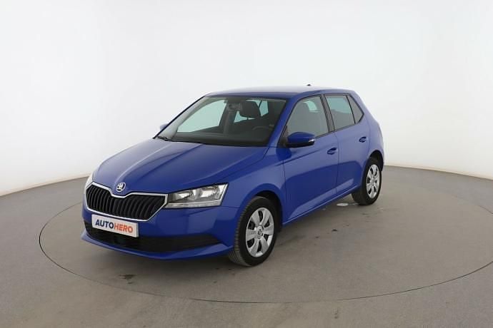 Azul Usado 2020 Skoda Fabia Ambition Berlina | 9799 € (Super precio) - Imagen 1/3