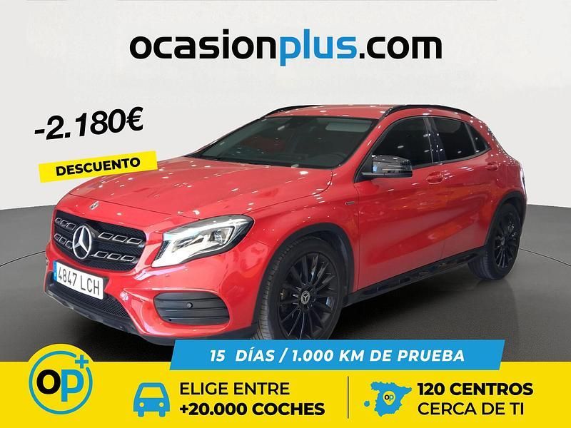 Usado Mercedes GLA180 122 CV (89 kW) 2019 Rojo SUV