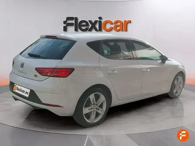 Używany Seat Leon FR 150 KM (110 kW) 2019 Biały