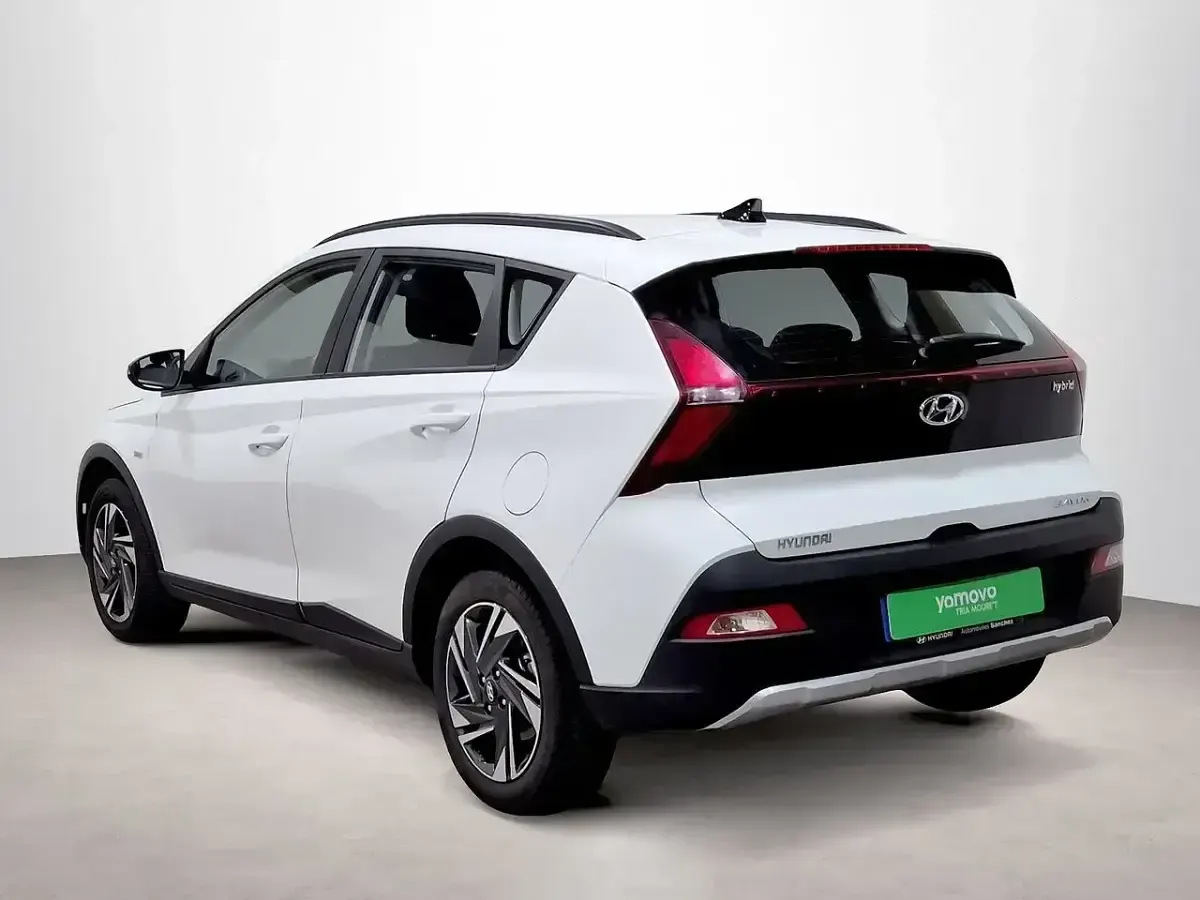 Usado Hyundai Bayon 101 CV (74 kW) 2022 Blanco SUV
