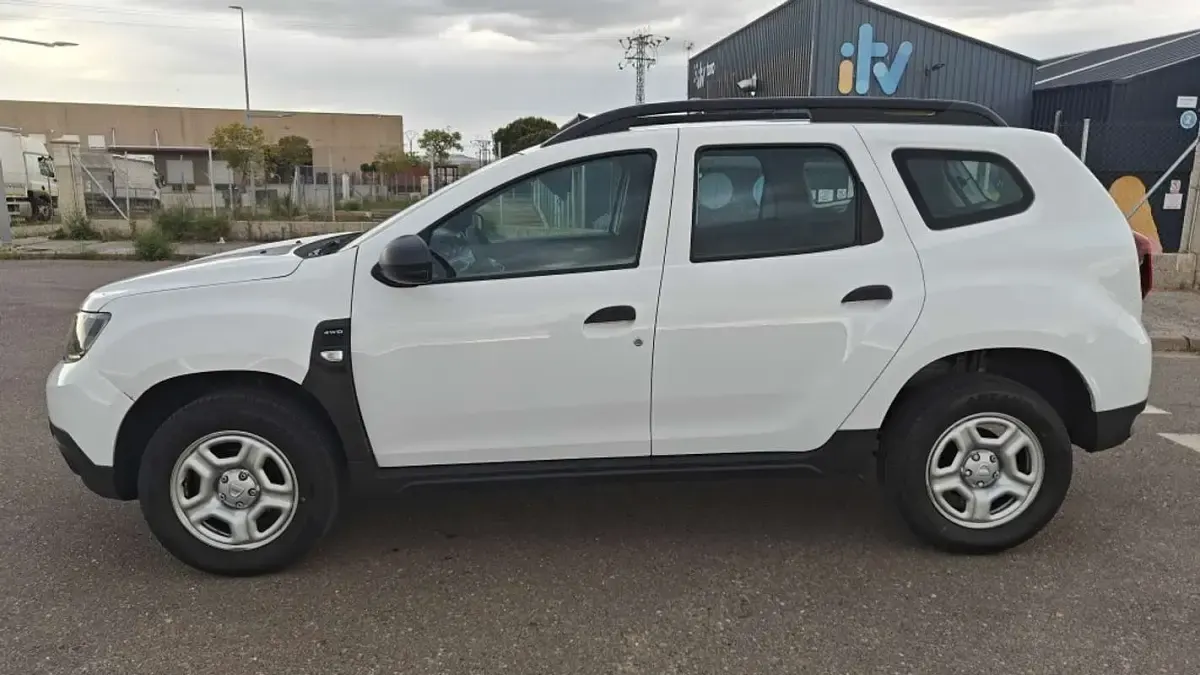 Usado Dacia Duster Essentiel 116 CV (85 kW) 2021 Blanco SUV