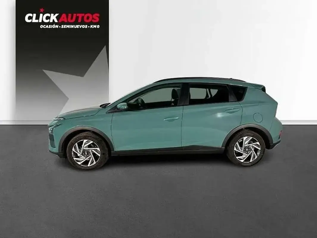 Usado Hyundai Bayon 79 CV (58 kW) 2024 Verde SUV