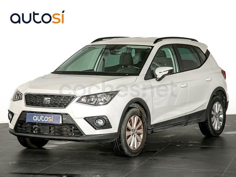 Usado Seat Arona Ecomotive 95 CV (69 kW) 2018 Blanco SUV