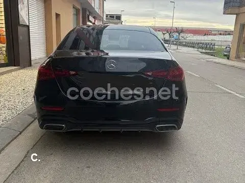 Usado Mercedes C220 200 CV (147 kW) 2022 Negro Berlina