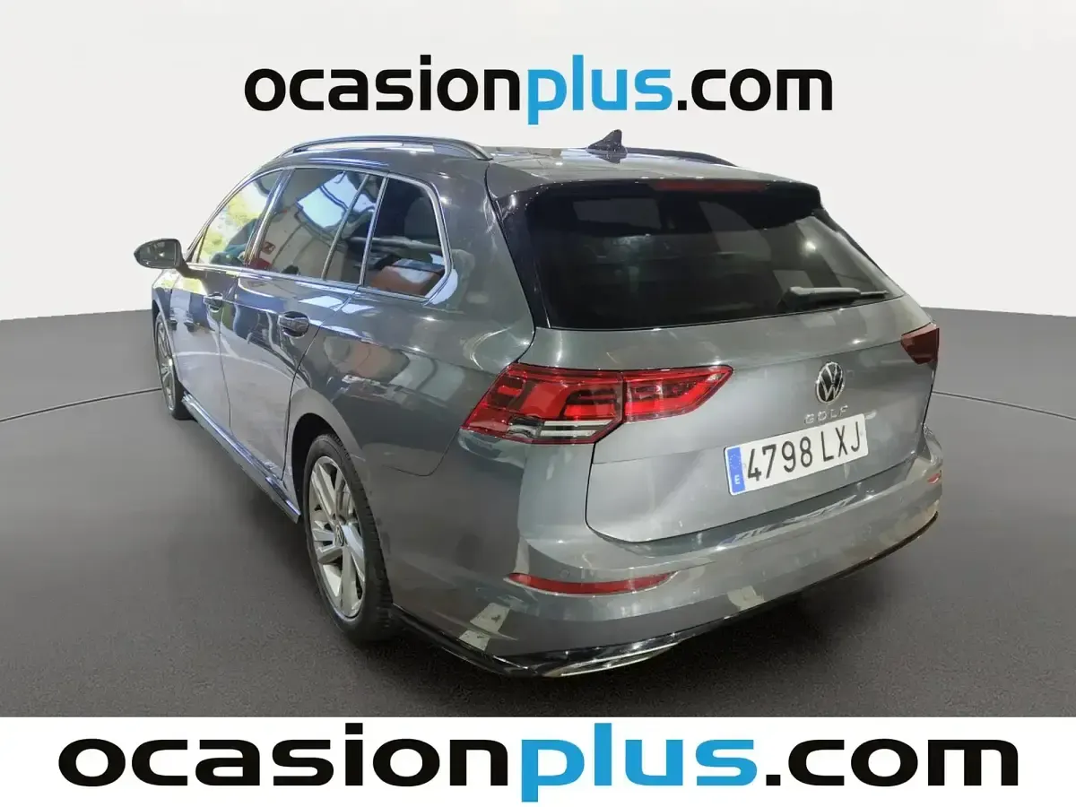 Usado VW Golf VIII R-line 150 CV (110 kW) 2022 Gris Familiar