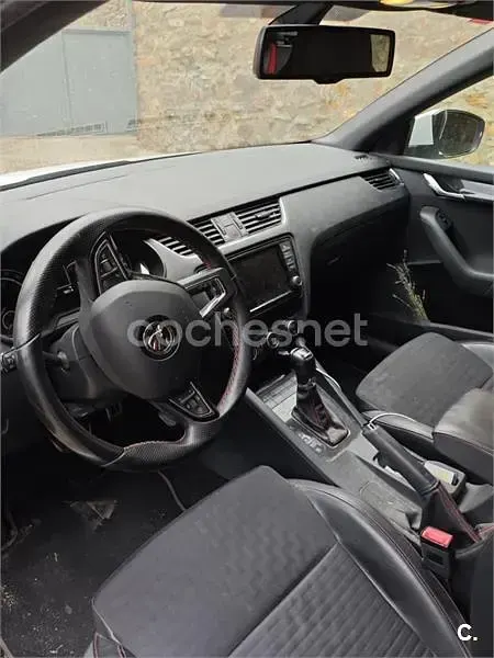 Usado Skoda Octavia RS 184 CV (135 kW) 2013 Blanco Familiar