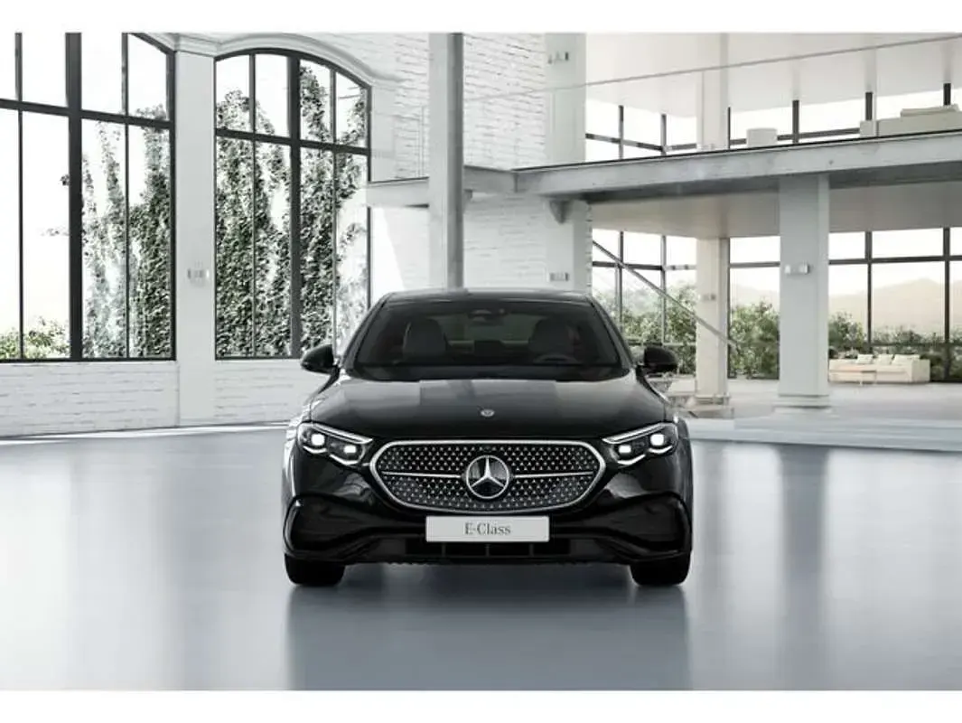 Usado Mercedes E300 313 CV (230 kW) 2025 Negro Berlina