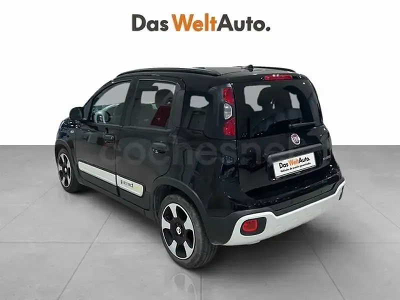 Usado Fiat Panda 70 CV (51 kW) 2025 Negro Utilitario