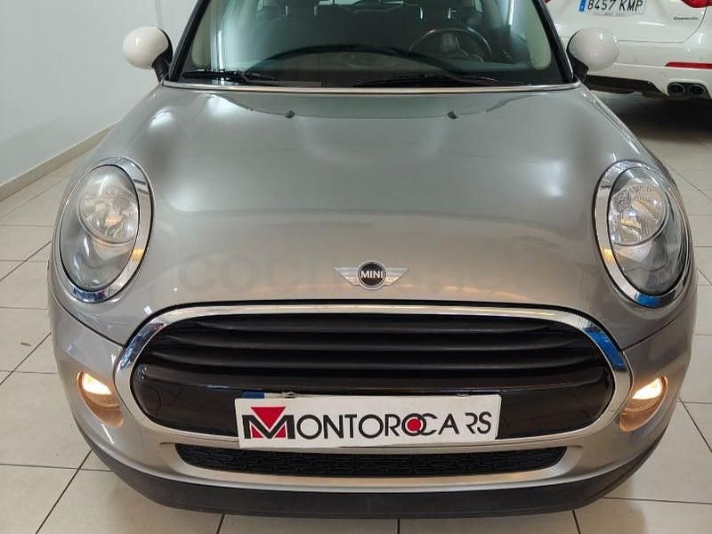 Usado Mini Cooper D 116 CV (85 kW) 2017 Gris / plata Utilitario