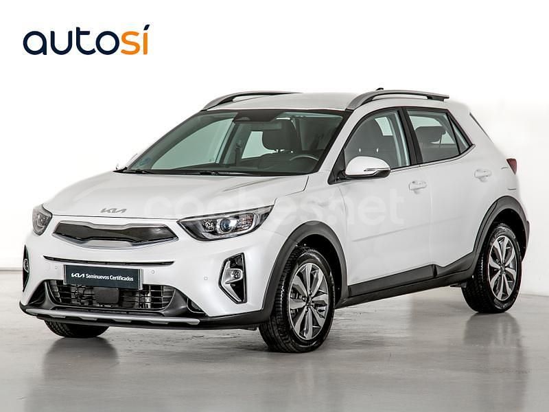 Blanco Usado 2024 Kia Stonic SUV | 20.390 € (Un poco caro) - Imagen 1/4
