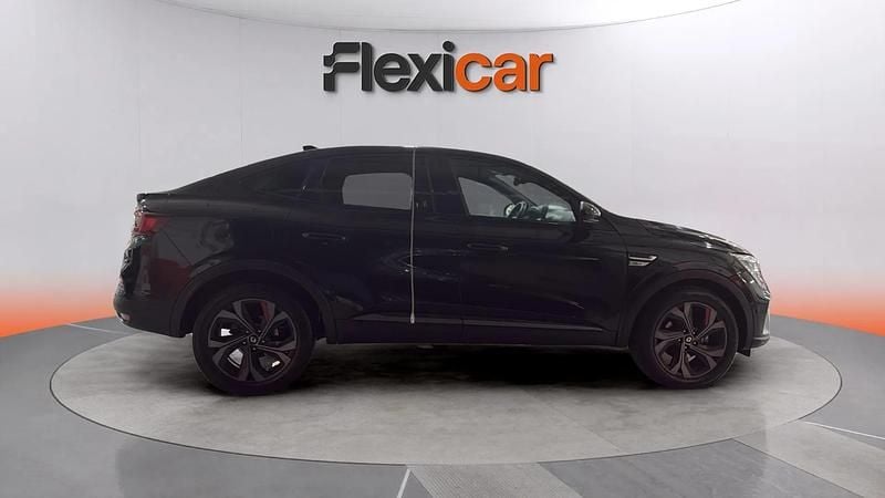 Usado Renault Arkana RS Line 145 CV (106 kW) 2022 Negro SUV